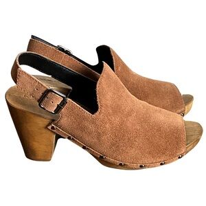 Kelsi Dagger Camel Suede Leather Sandal, New in Box